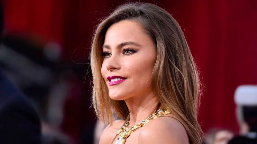 Knistert es?. Formel-1-Star Lewis Hamilton trifft Hollywood-Grösse Sofia Vergara zum Lunch