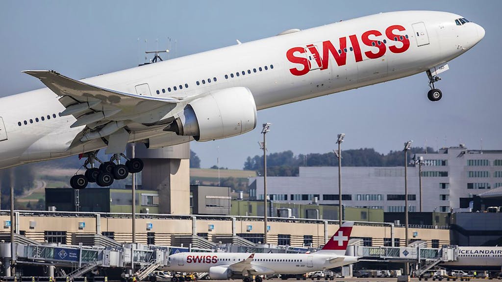 Compared to September 2019, 62% fewer take-offs were made at Zurich airport last month.  (Archive)