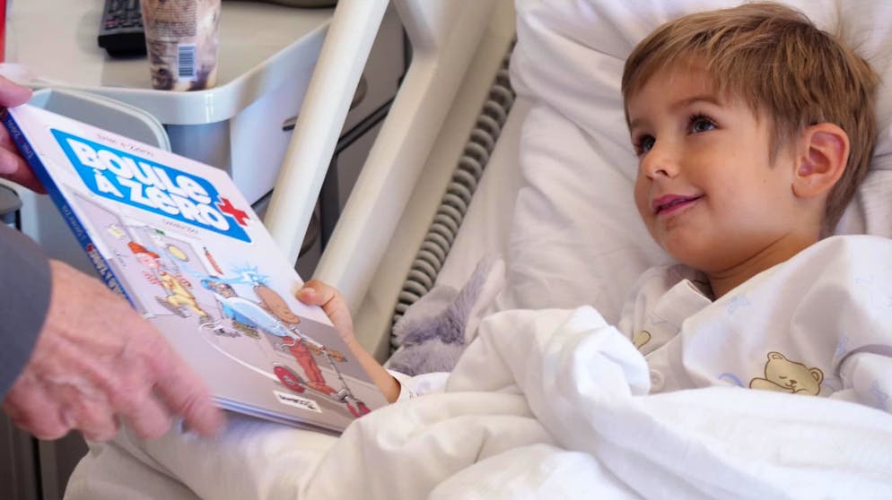 Bub im Spital bekommt einen Comic