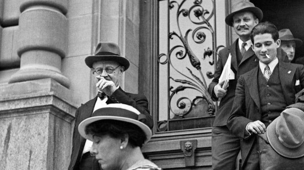 Ulrich Fleischhauer, links, Leiter des antisemitischen