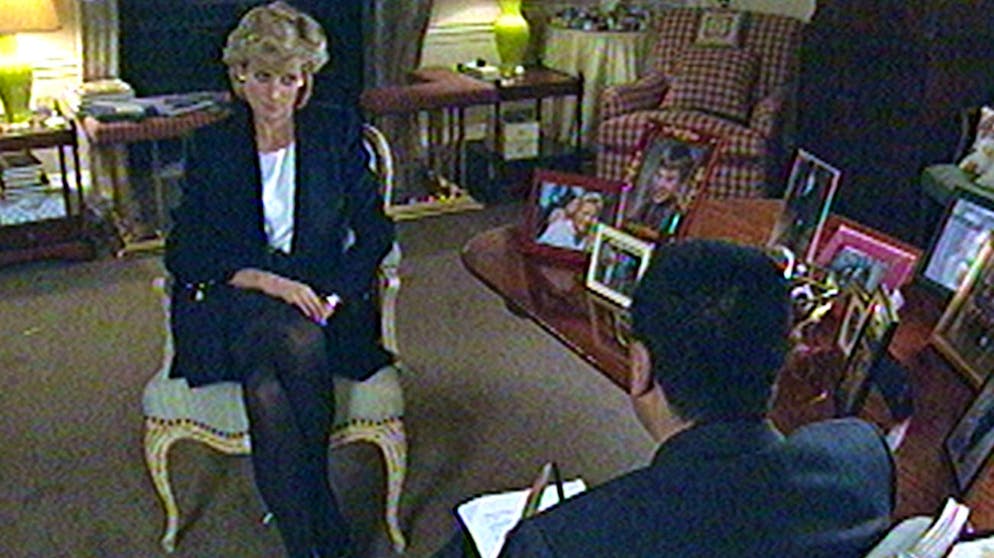 Diana the Princess of Wales seen in this television image during a previously recorded interview broadcast on the BBC PANORAMA program on Monday 20 November 1995. (KEYSTONE / AP Photo / BBC PANORAMA)