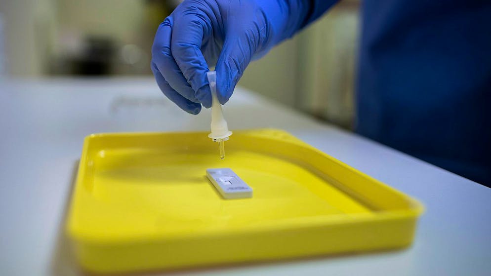 Sur les quatorze derniers jours, le nombre total d'infections est de 73'396.