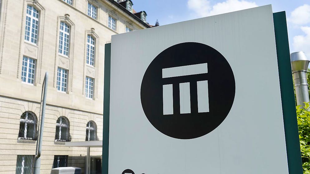 Der Rückversicherer Swiss Re hat am Investorentag seine mittelfristigen Ziele bestätigt. (Archivbild)