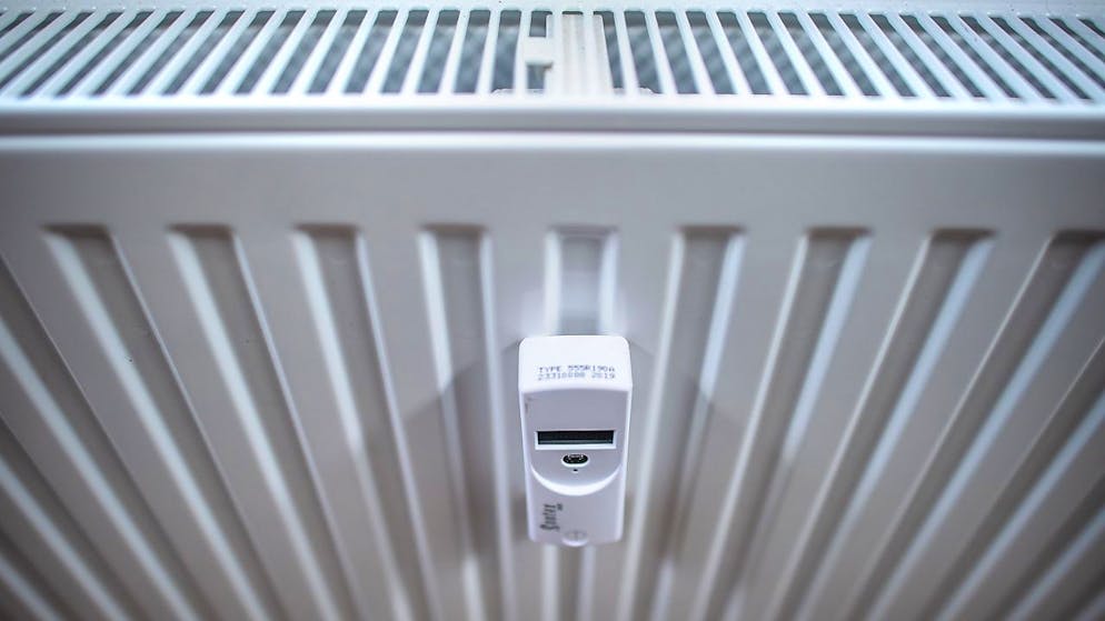Heizungen in Privathaushalten sollen in der Stadt Zürich durch erneuerbare Energien gespeist werden. Darum zahlt die Stadt nun Pauschalbeträge für die Ablösung fossil betriebener Heizungen durch Wärmepumpen. (Symbolbild)
