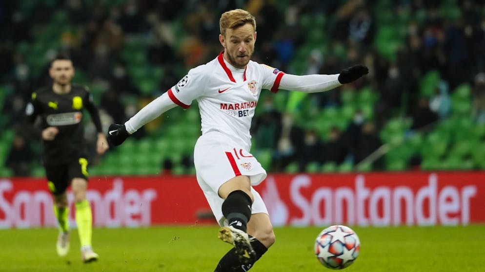 Der Ex-Basler Ivan Rakitic bringt Sevilla mit einem Distanzschuss in Führung