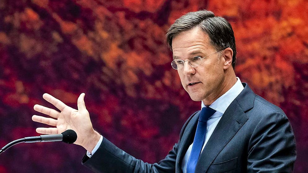 Der niederländische Premierminister Mark Rutte forderte seine Landsleute auf, «so viel wie möglich» zu Hause zu bleiben.