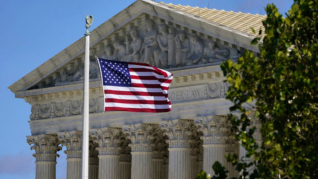 US-Wahlen. Heer von Anwälten bereitet sich auf strittigen Wahlausgang vor