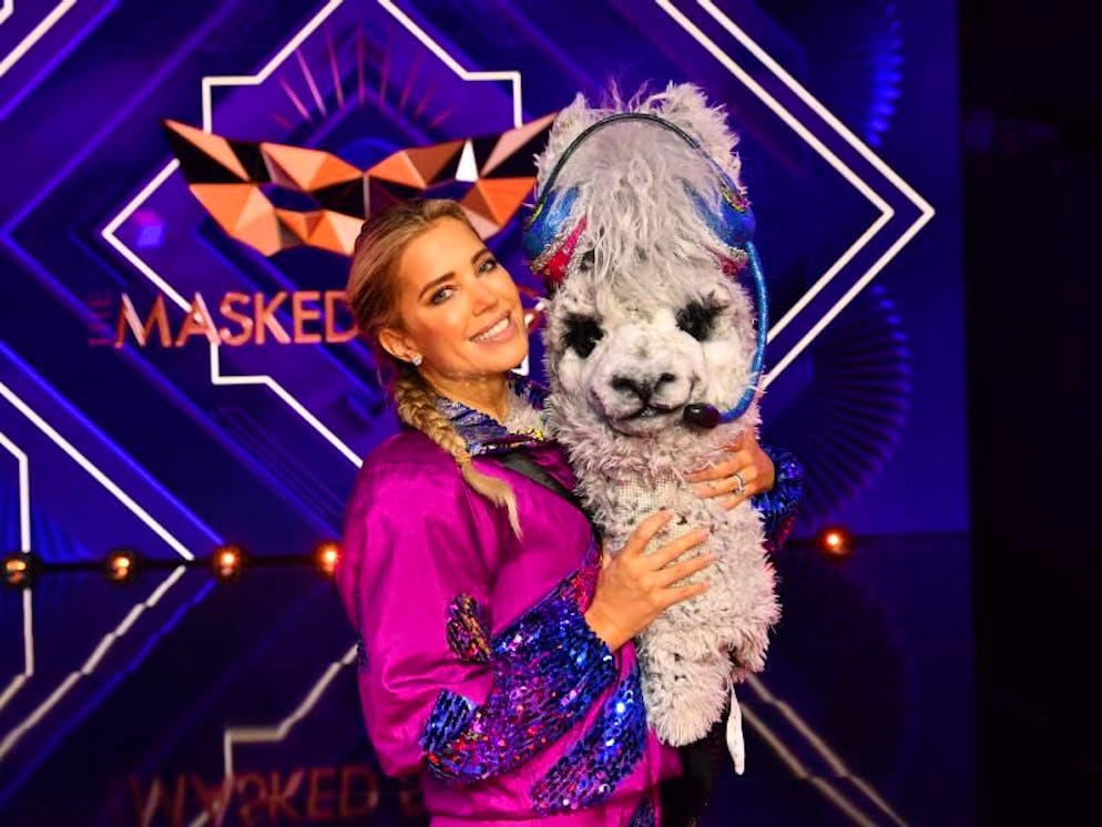 Gar kein zotteliges Wolltier: Aushilfs-Alpaka Sylvie Meis muss bei «The Masked Singer» die Hufen schwingen. Foto: Willi Weber/ProSieben/dpa