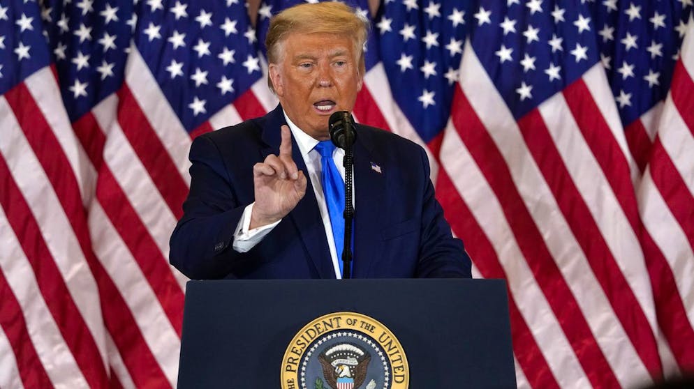 Seinen falschen Wahlbetrugs-Vorwurf machte Trump sowohl bei einer Ansprache als auch bei Social-Media.