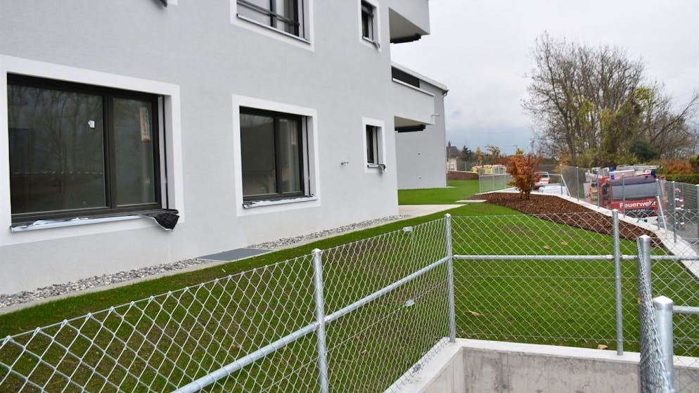 Bei einem Arbeitsunfall in einem Neubau in Rodels wurde ein 22-jähriger Arbeiter verletzt.