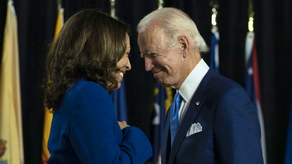 «Avec la campagne terminée, il est temps de laisser derrière nous la colère et la rhétorique enflammée et nous rassembler en tant que nation», a déclaré Joe Biden. «Mettons-nous au travail», a tweeté Kamala Harris.