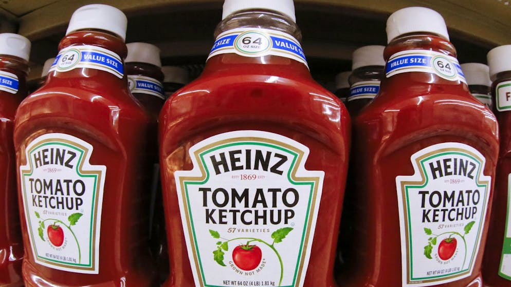 Ein Mann hat 24 Tage auf hoher See dank Ketchup, Knoblauchpulver und Maggi überlebt. Die Ketchup-Firma Heinz ist auf der Suche nach ihm.