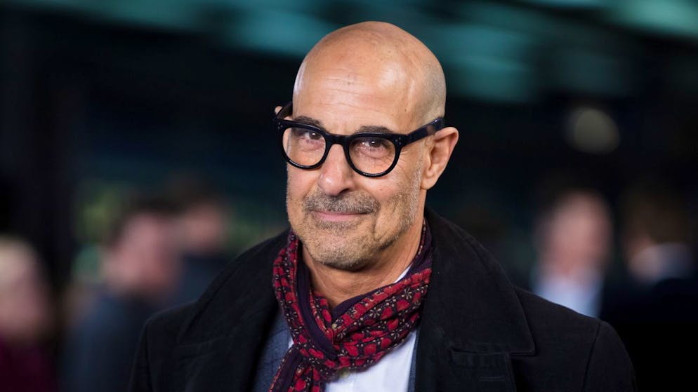 Kolumne am Mittag. Stanley Tucci – ein wahrer Gentleman mixt Drinks selber