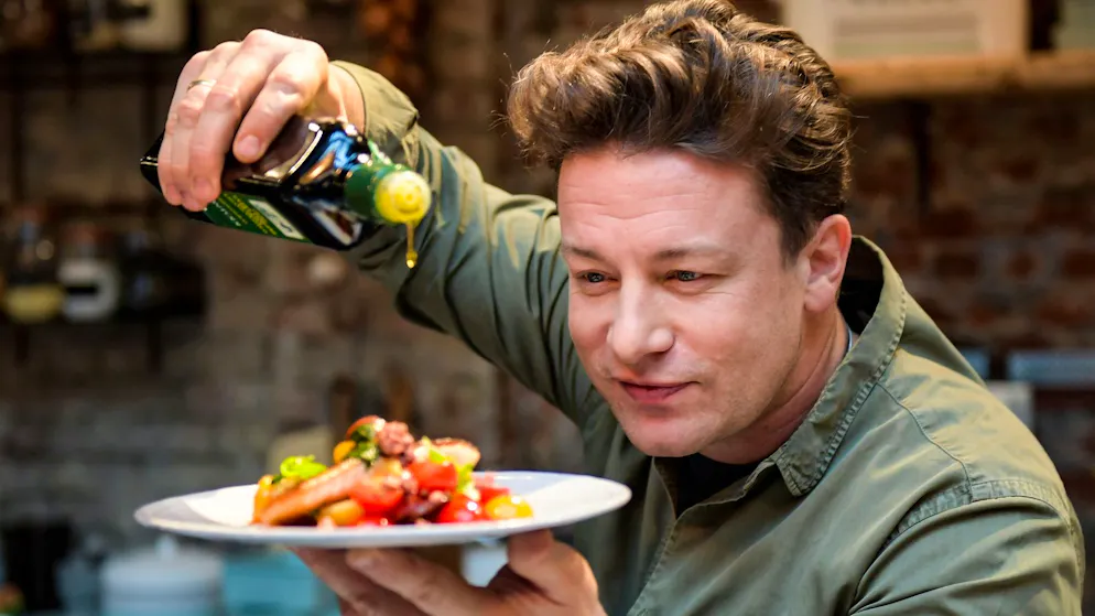 Starkoch Jamie Oliver. «Die Küchen sind mit Drogen überschwemmt»