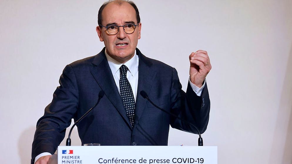 Il primo ministro Jean Castex vuole impedire che i suoi connazionali vadano a sciare all'estero