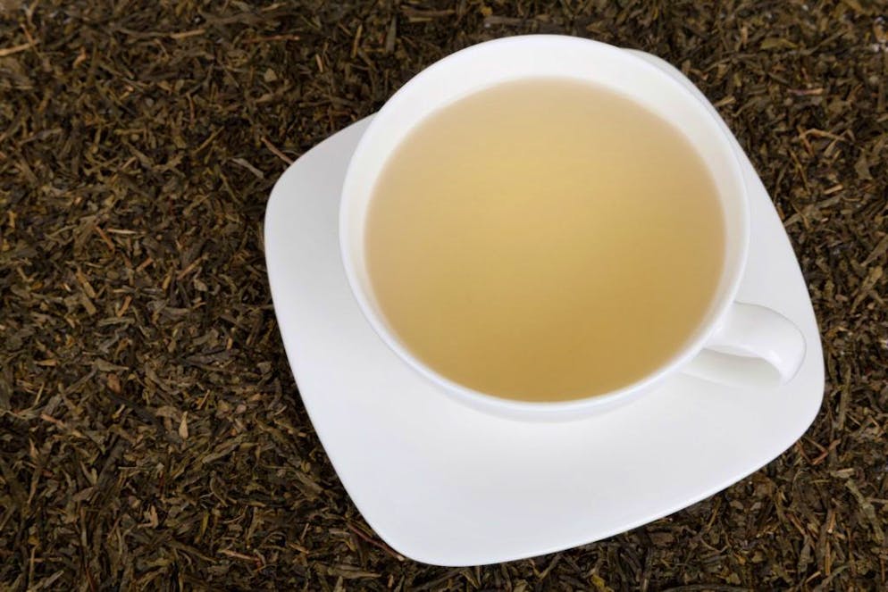 Noir, vert, blanc ou oolong : quel thé contient le plus de théine