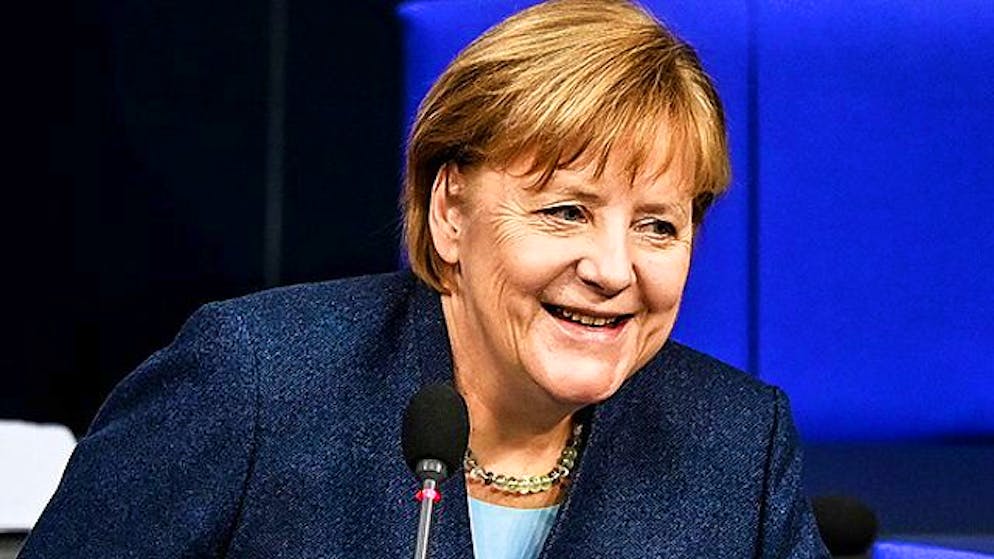 Angela Merkel a su gagner le respect de nombreux dirigeants dans le monde mais s'est également attiré les foudres de certains rivaux politiques.