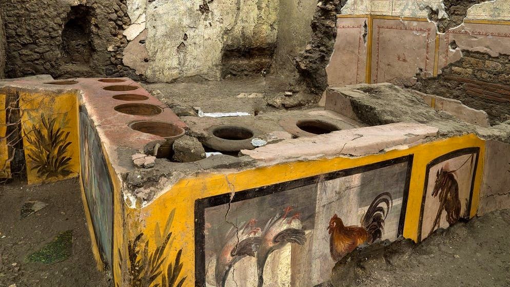 Archäologie. Forscher graben antike «Snackbar» in Pompeji aus