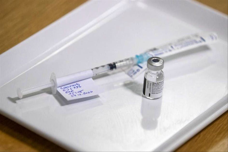 Le Conseil fédéral se fera vacciner dès le feu vert au 2e ...