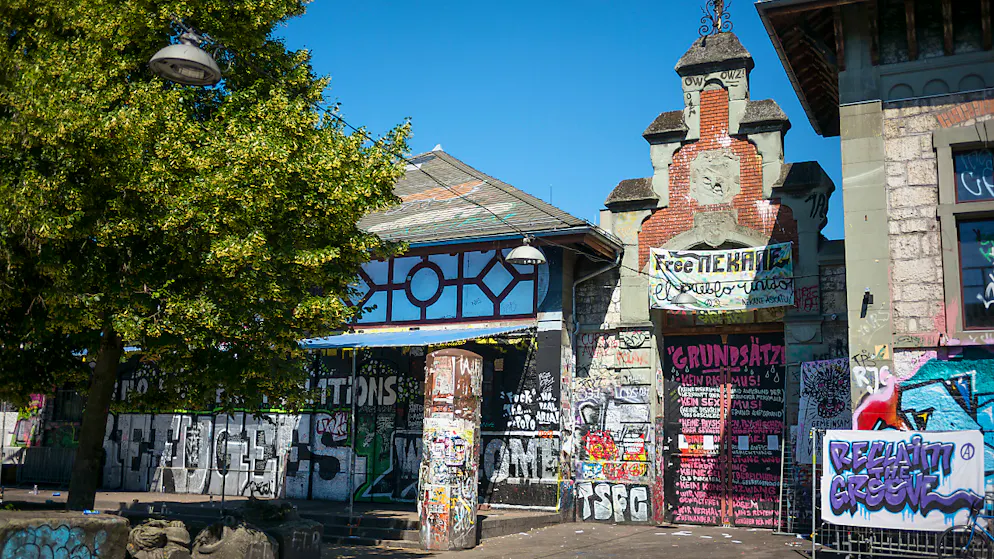 In den Gastrobetrieben der Berner Reitschule würden die Kontrolleure um ihre Sicherheit fürchten. (Archivbild).