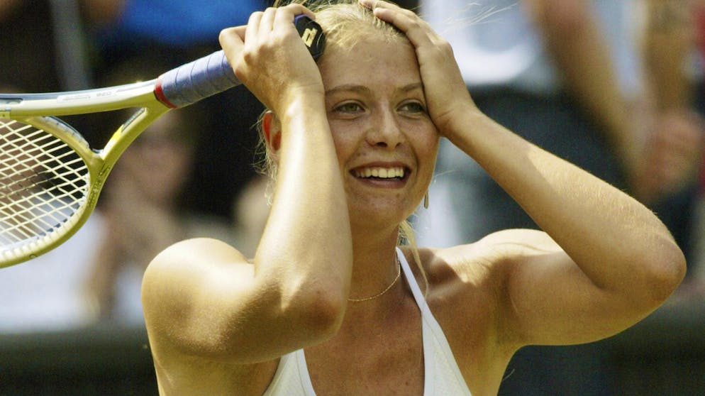Sportbilder des Tages. Eine Grosse des Tennissports sagt Adieu: Maria Scharapowa tritt zurück. In Wimbledon 2004 (Bild) hatte sie ihren ersten von insgesamt fünf Grand-Slam-Titeln gewonnen.