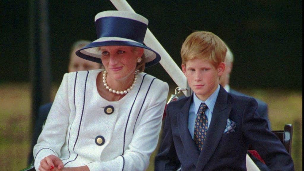 Rivelazioni. Lady Diana sarebbe contrariata dal comportamento di Harry?