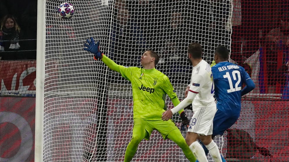 Sportbilder des Tages. Lyon gewinnt das Hinspiel gegen Juve 1:0 und hat gute Chancen auf den Viertelfinaleinzug.