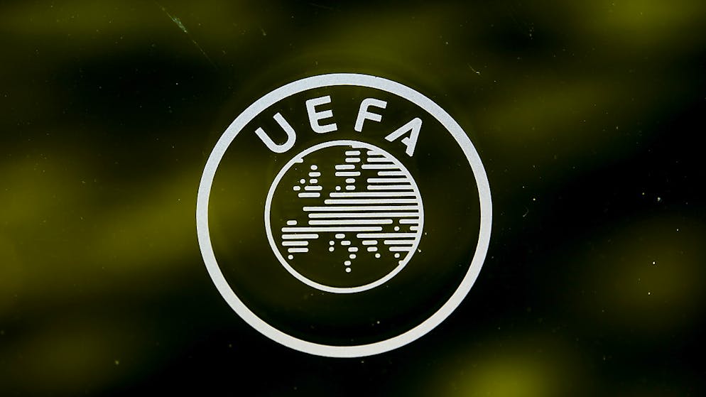 Die Coronavirus-Krise: Eine Chronologie. 13. März: Die UEFA hat den Spielbetrieb in der Champions League und in der Europa League wegen der Coronavirus-Krise vorerst ausgesetzt. Sämtliche Partien der nächsten Woche wurden abgesagt, wie die UEFA mitteilte.