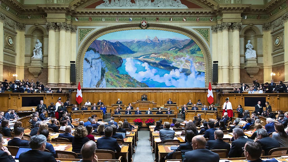 Die Coronavirus-Krise: Eine Chronologie. 15. März: Die eidgenössischen Räte brechen ihre Frühjahrssession angesichts der schnellen Ausbreitung des Virus ab.