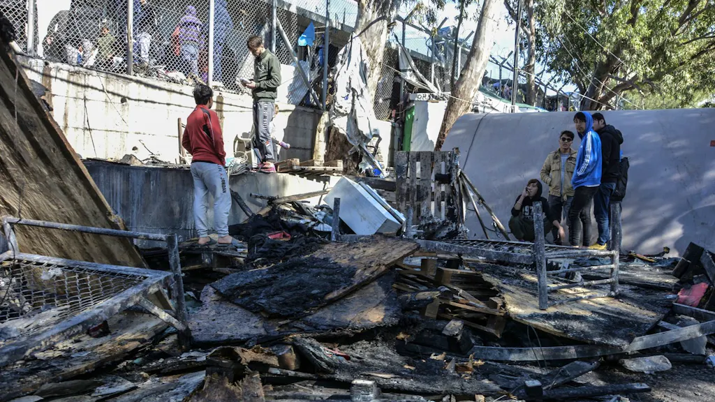 Lesbos, Griechenland. Feuer im Flüchtlingslager Moria tötet Sechsjährige