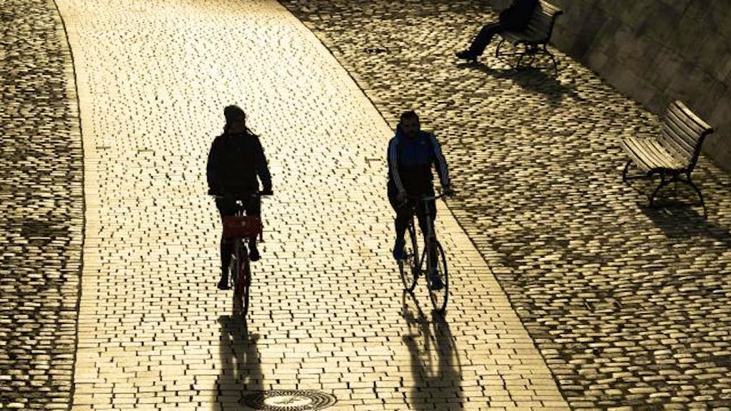 Weniger Kontakt. Abstand halten – wie Social Distancing funktioniert