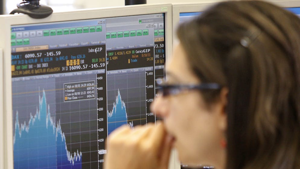 I corsi vanno giù e la Consob adotta provvedimenti straordinari.