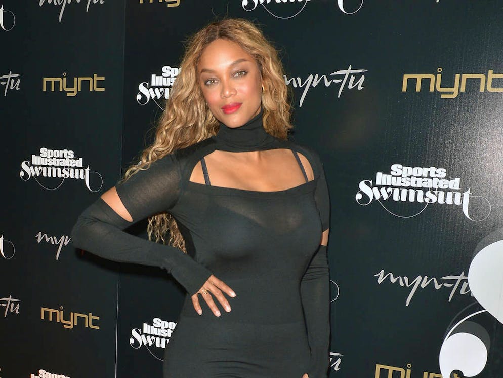 attends the Sports Illustrated Swimsuit Celebrates 2019 Issue Launch at Myn-Tu on May 11, 2019 in Miami, Florida.
Featuring: Tyra Banks
Where: Miami Beach, Florida, United States
When: 12 May 2019
Credit: Johnny Louis/WENN.com
