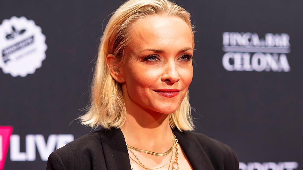 Sportbilder des Tages. Offenbar hat der Brasil-Star Ullmann nach Paris eingeladen. Und soll sie nach dem Spiel seinen Teamkollegen beim gemeinsamen Nachtessen vorgestellt haben, berichtet die «Bild».