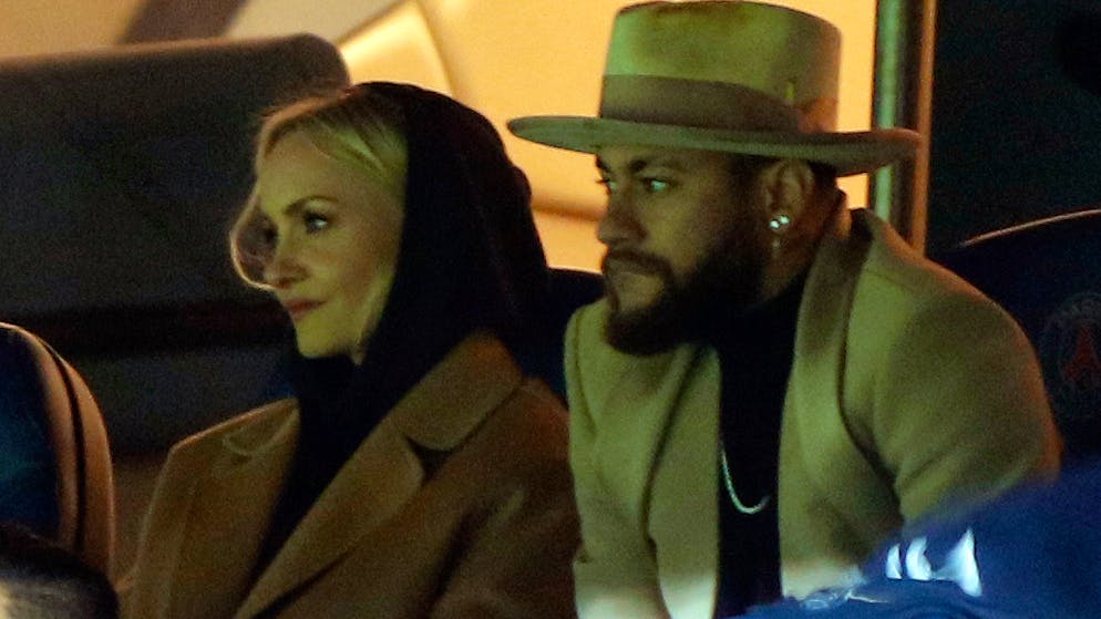 Sportbilder des Tages. Läuft da was zwischen Neymar Janine Ullman?