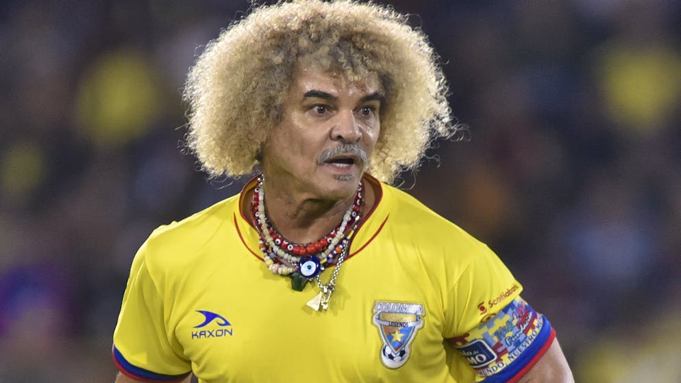 Sportbilder des Tages. Die kolumbianische Fussball-Legende Carlos Valerrama glänzt auch mit 58 Jahren noch mit einem wilden Look.
