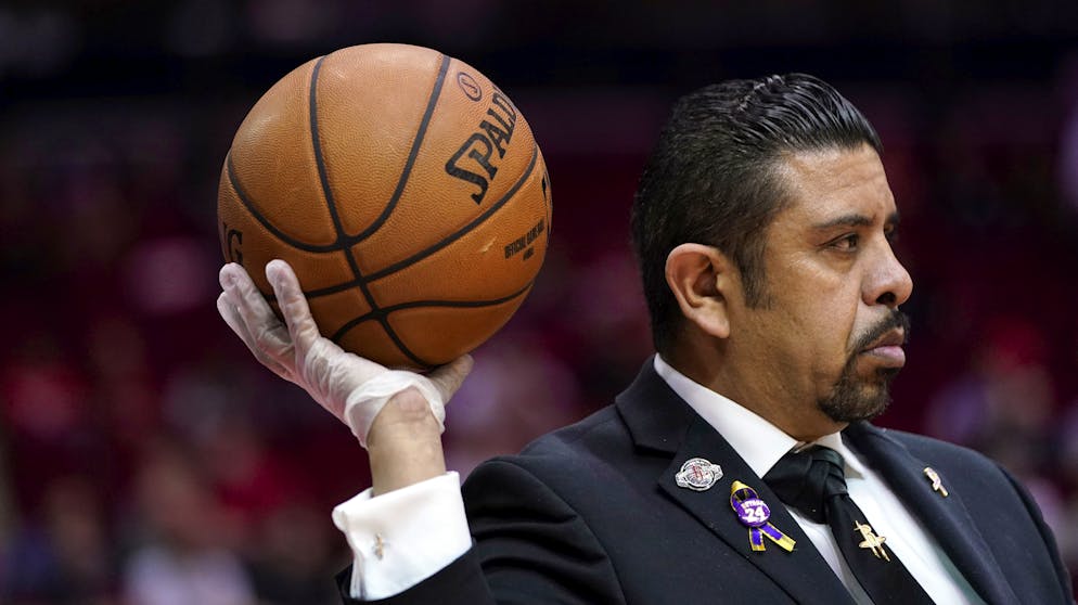 Sportbilder des Tages. Vorsichtsmassnahmen auch in der NBA wegen des Coronavirus.