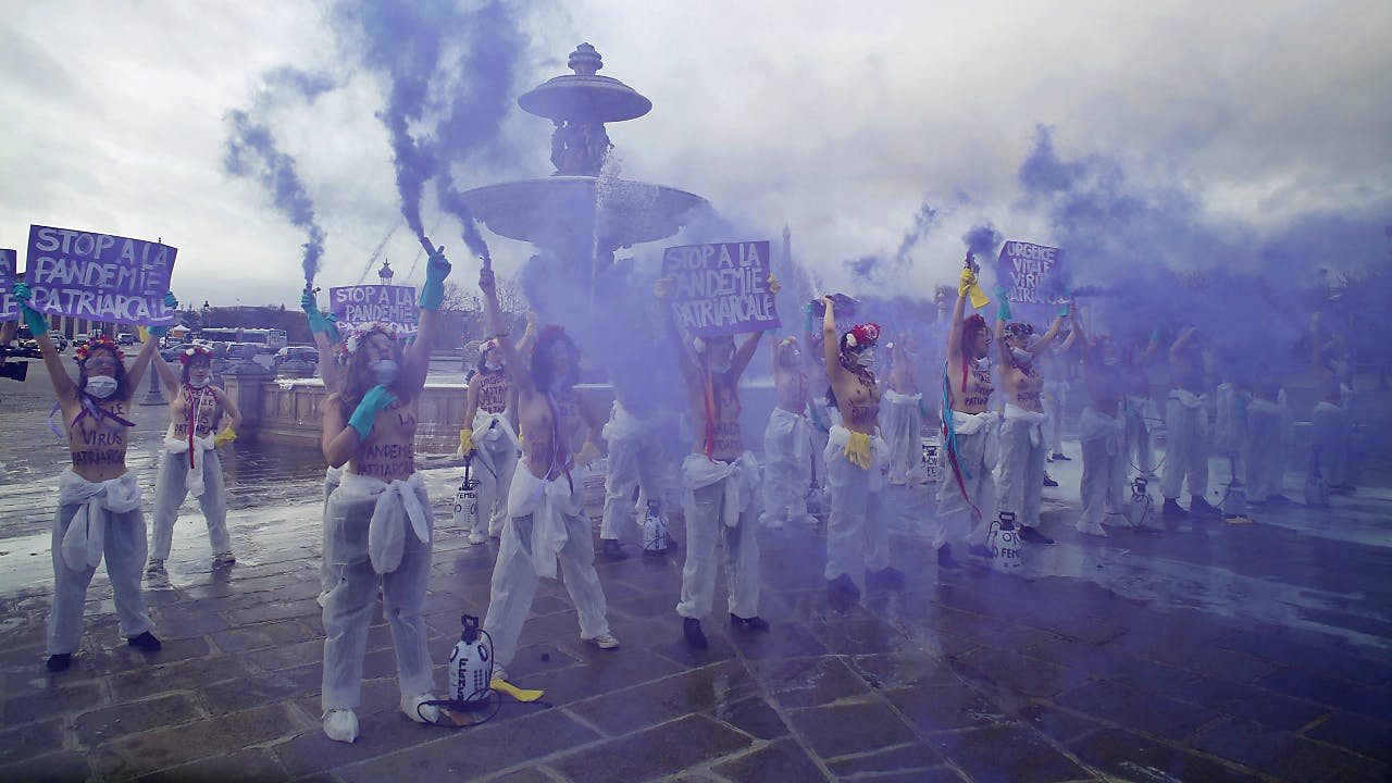 Droits Des Femmes. Des Milliers De Manifestants En France | Blue News