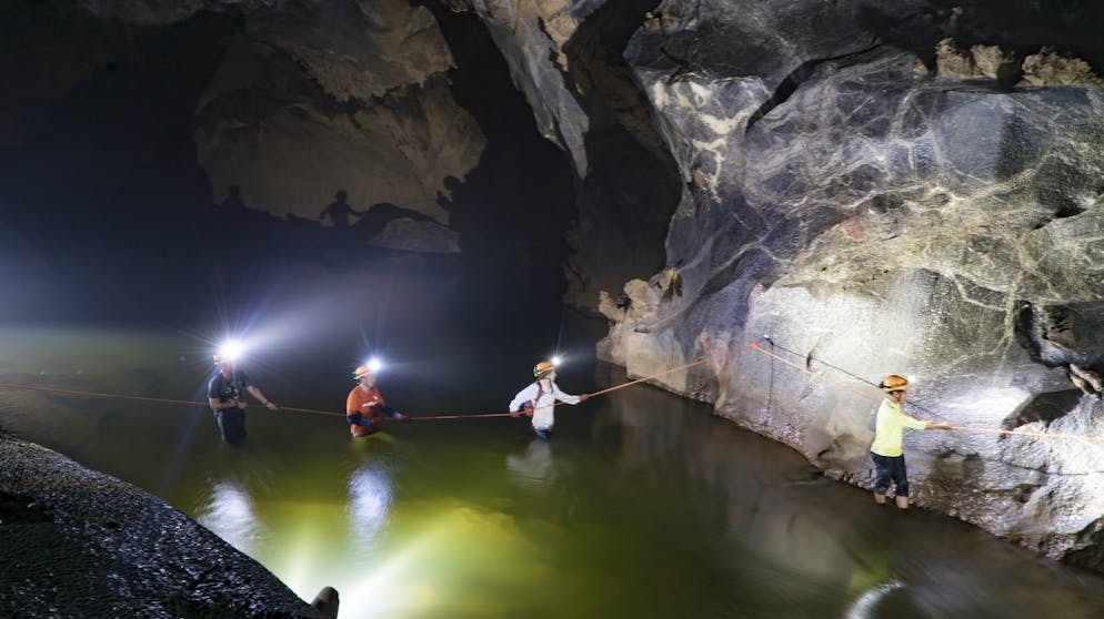 Son Doong: Das ist die grösste Höhle der Welt. Eine Investition, die sich lohnt: Im Inneren der Höhle erwarten die Besucher atemberaubende Anblicke.