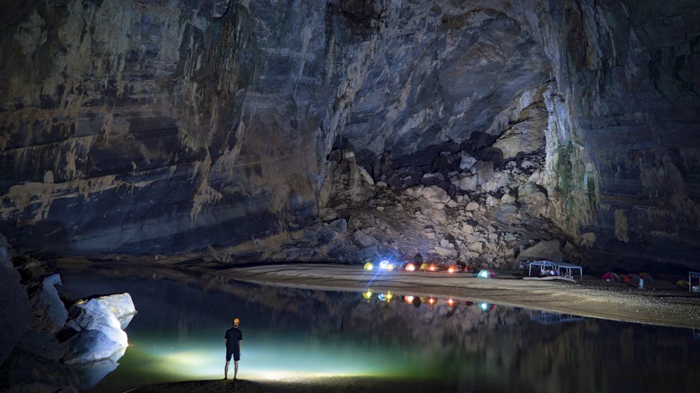 Son Doong: Das ist die grösste Höhle der Welt. Eine viertägige Reise zu den Höhlen schlägt mit 3'000 US-Dollar zu Buche.