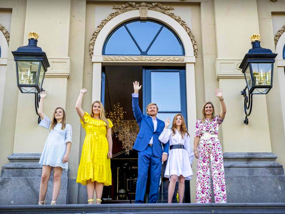 Die niederländische Königsfamilie zeigt sich bunt und fröhlich. Foto: Patrick van Katwijk/ANP ROYAL IMAGES POOL/dpa