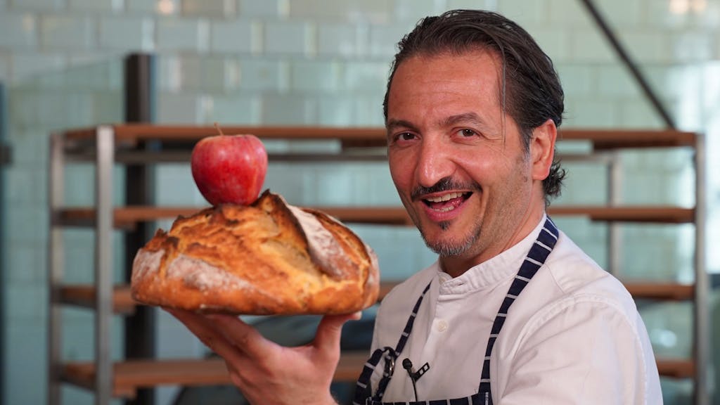 Foodnerds. Claudio del Principe: «Wer behauptet, backen muss präzise sein? – Bullshit!»