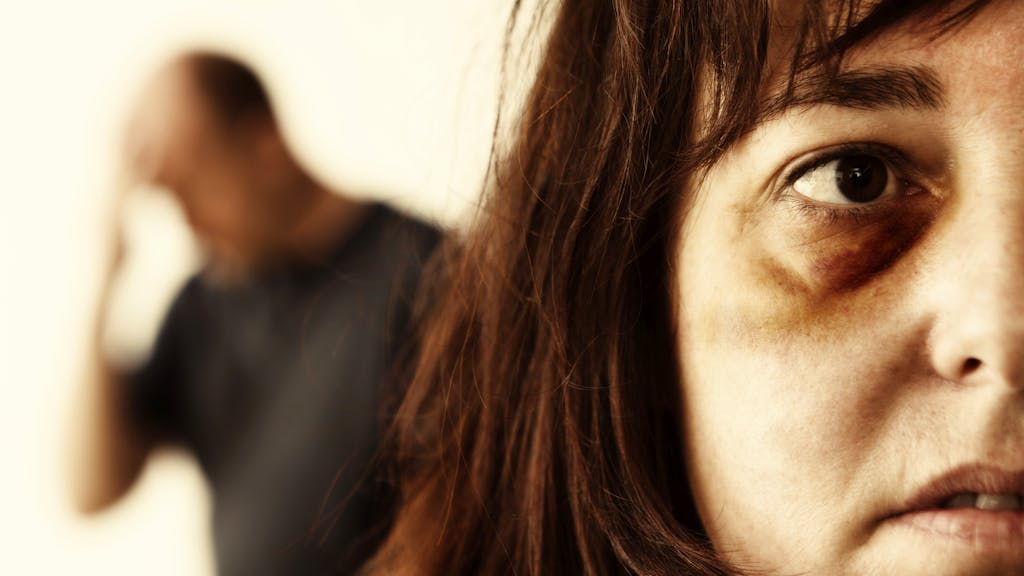 Häusliche Gewalt V. «Jede zweite Woche wird eine Frau von ihrem Partner getötet»