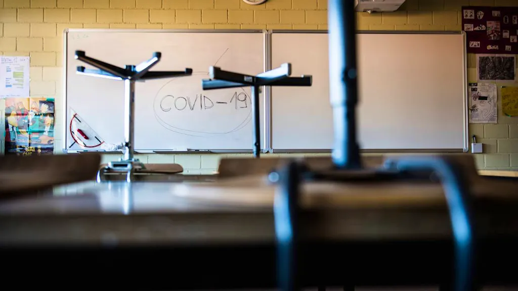Le reazioni. Scuole al via l'11 maggio anche in Ticino, «non ci hanno ascoltati»