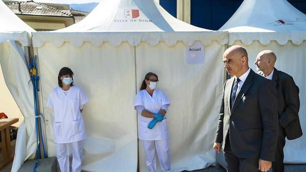 Epidemia. Coronavirus: 552 nuovi casi in Svizzera