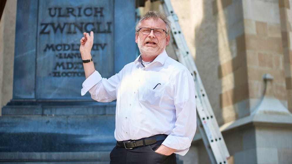 «Zwingli hat vor 500 Jahren die Pest erlebt, welche einen Drittel der Zürcher Bevölkerung ausradiert hat», sagt Pfarrer Christoph Sigirist. Verglichen damit relativiere sich die Corona-Krise.