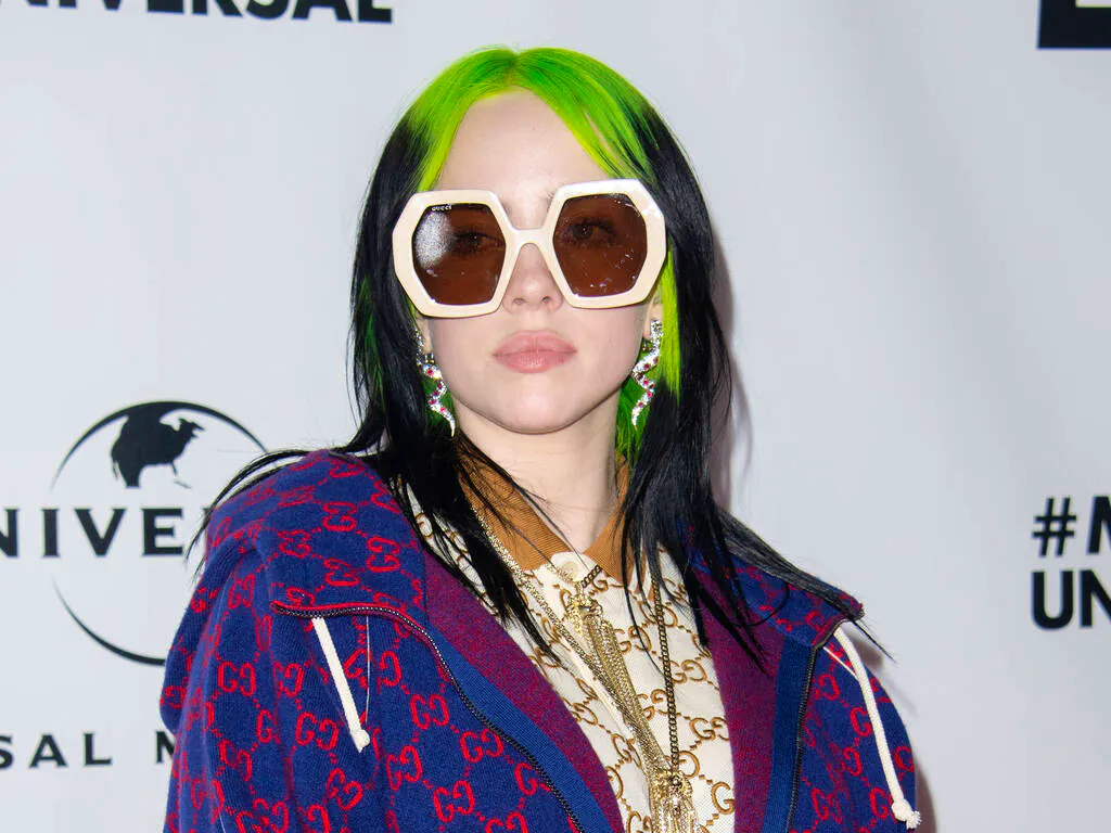 Spettacolo. Billie Eilish ottiene ordinanza restrittiva contro uno stalker.
