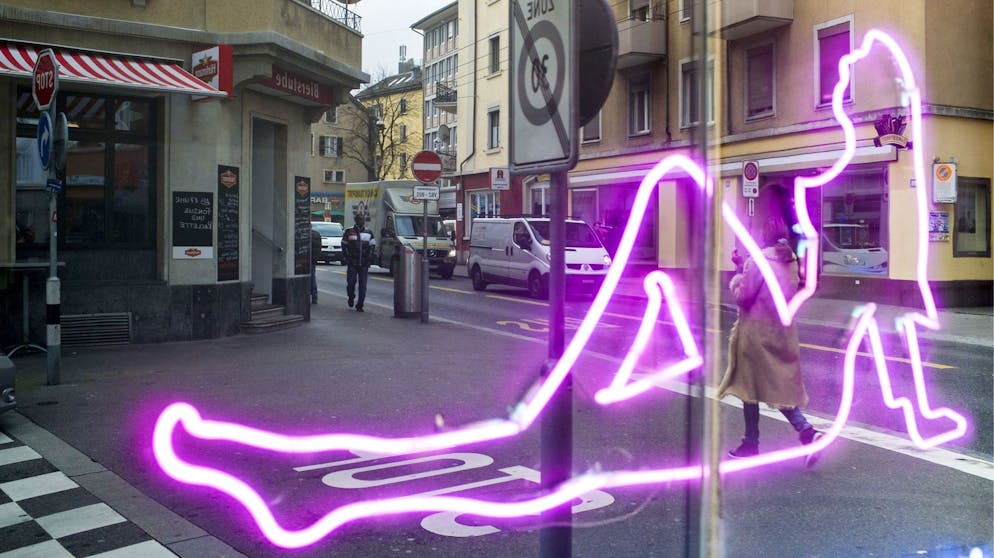 Auch an der Zürcher Langstrasse haben Erotikbetriebe in der Corona-Krise geschlossen.