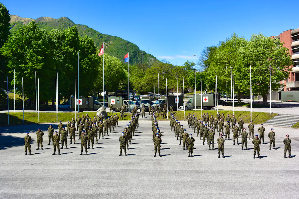Ticino: liberata la compagnia sanitaria 2, ma l'esercito rimane. La compagnia sanitaria 2 al completo.