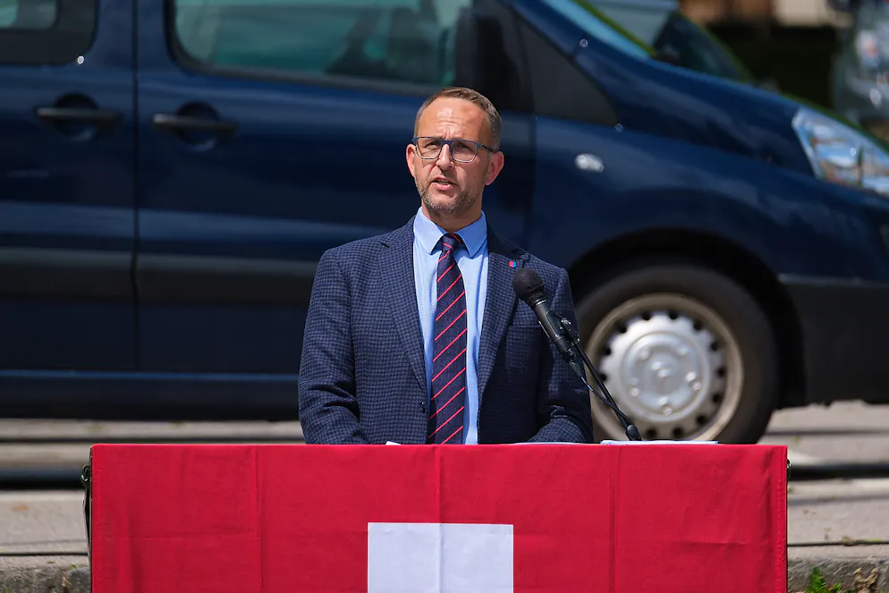 Ticino: liberata la compagnia sanitaria 2, ma l'esercito rimane. Un momento dell’intervento del presidente del Governo Norman Gobbi.